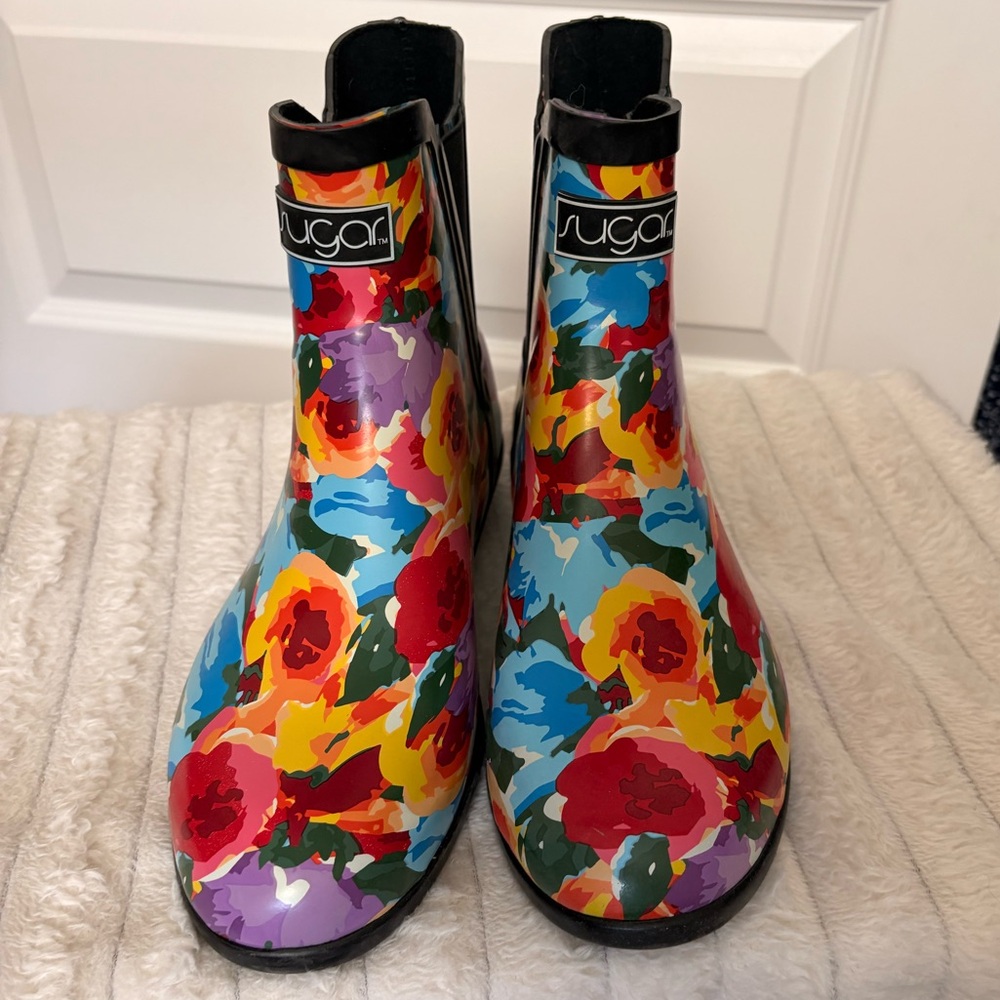 Sugar Multicolor Floral Pattern Rain Boots